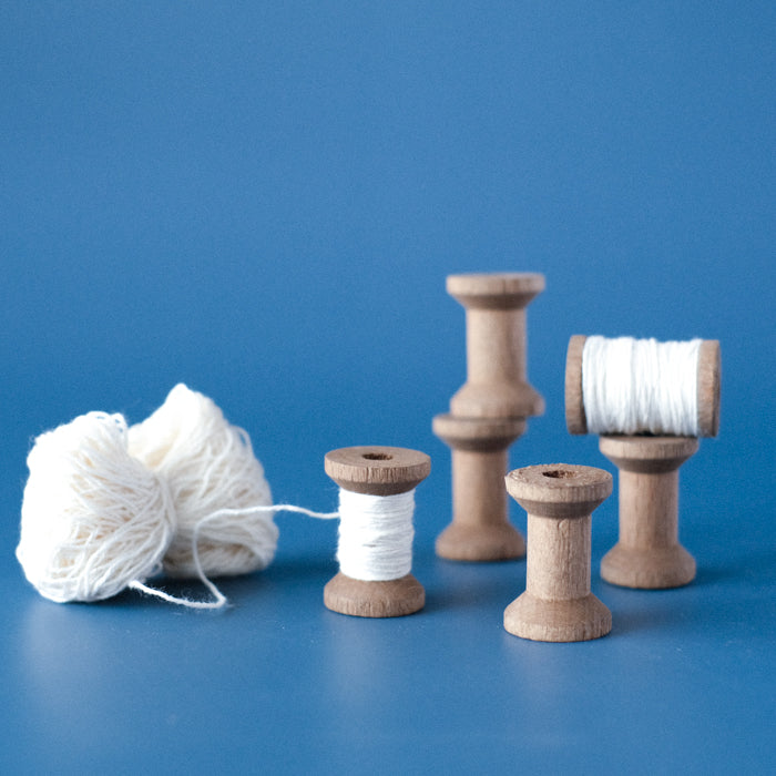木製糸巻き