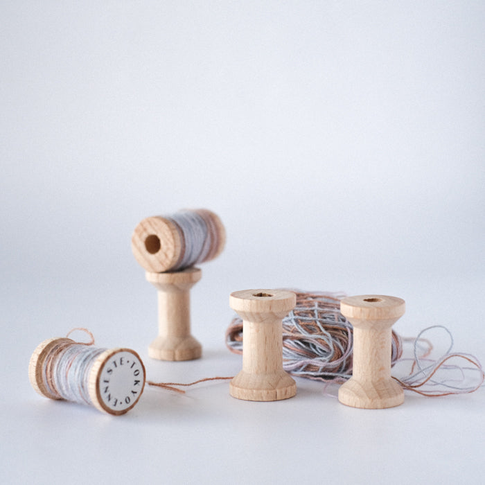 木製糸巻き