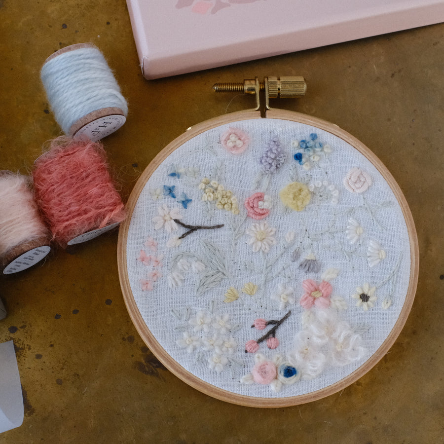 HiROMi FUJIMOTO Embroidery Thread Box Set