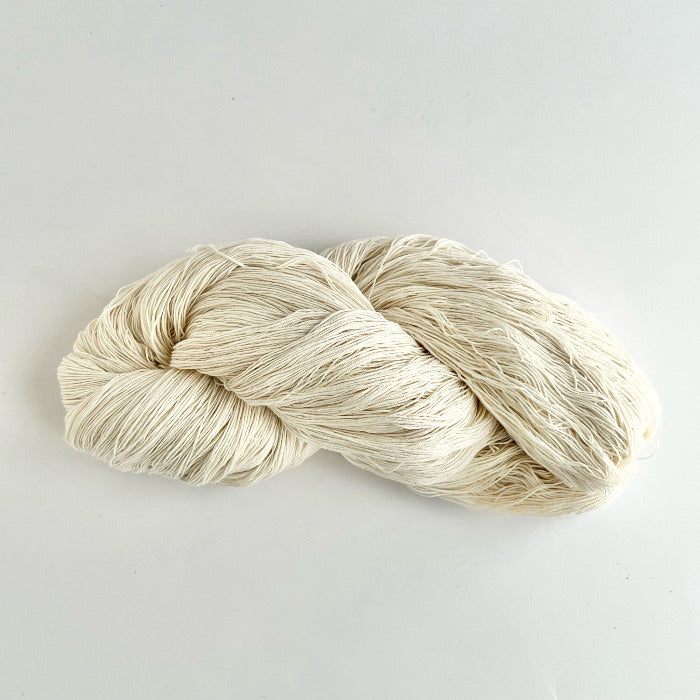 [Undyed] 100g skein of 20/3 cotton thread